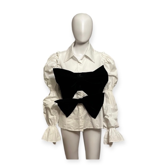 La’Ros White Blouse w/Velvet Statement Bows Size M - Picture 1 of 8